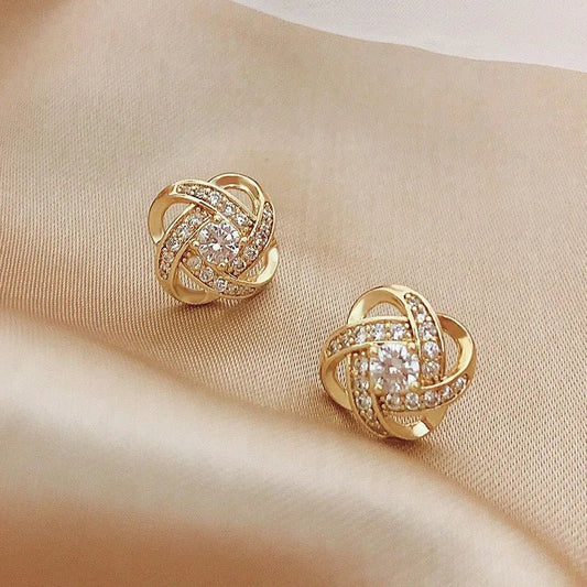Pendientes de Oro Cruz Geométrica - Belleza Unica
